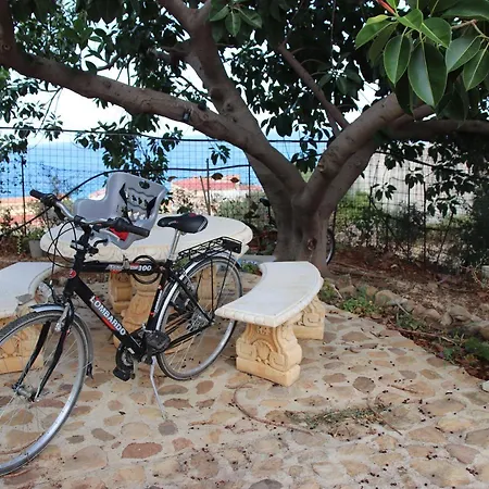 La Fattoria Sul Mare Апартаменты *